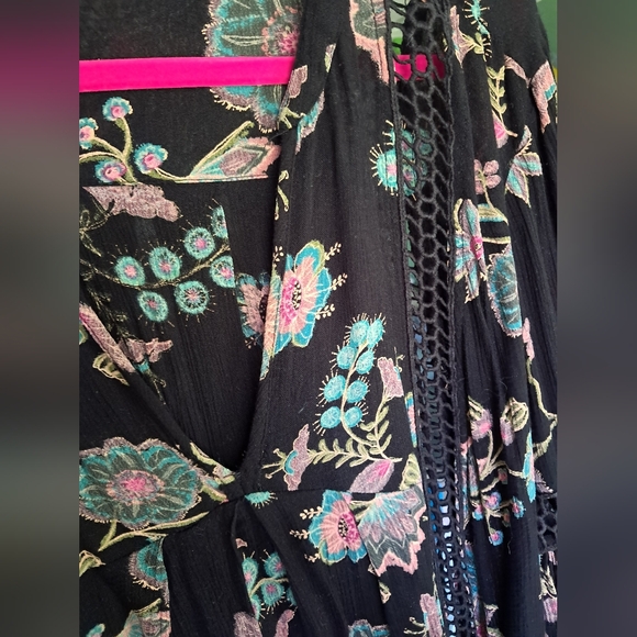 Free People Just the Two of Us Tunic Black Floral Small Crochet Mini - Picture 16 of 16